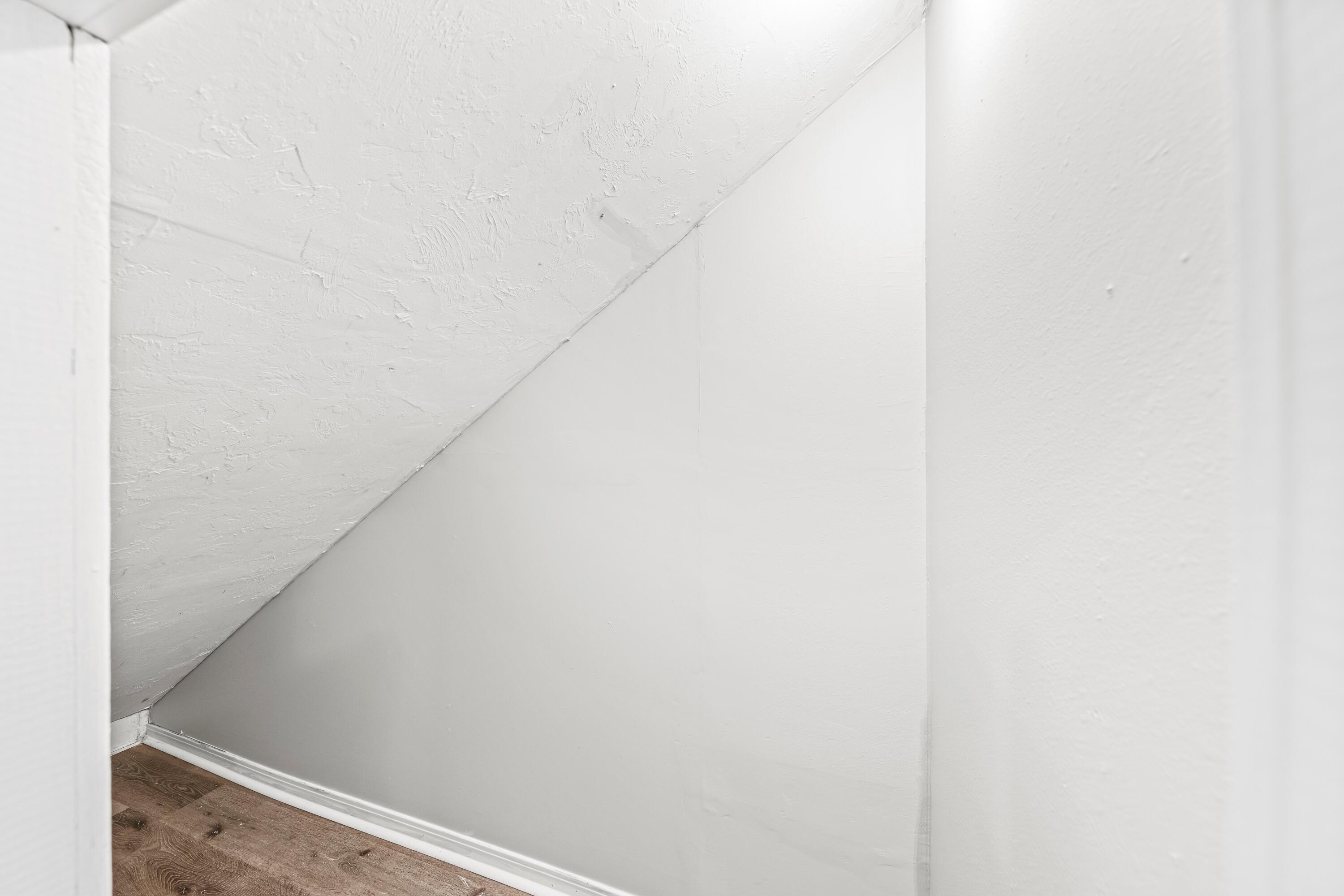 metes and bounds - Residential Lease