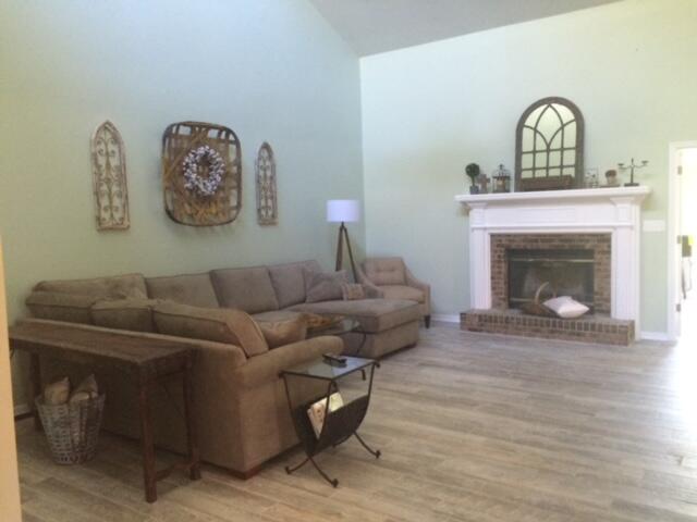 WOODLANDS PH 5 - Residential Lease