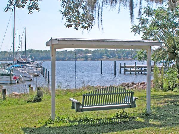 PARKWOOD COVE AT BLUEWATER BAY - Residential Lease