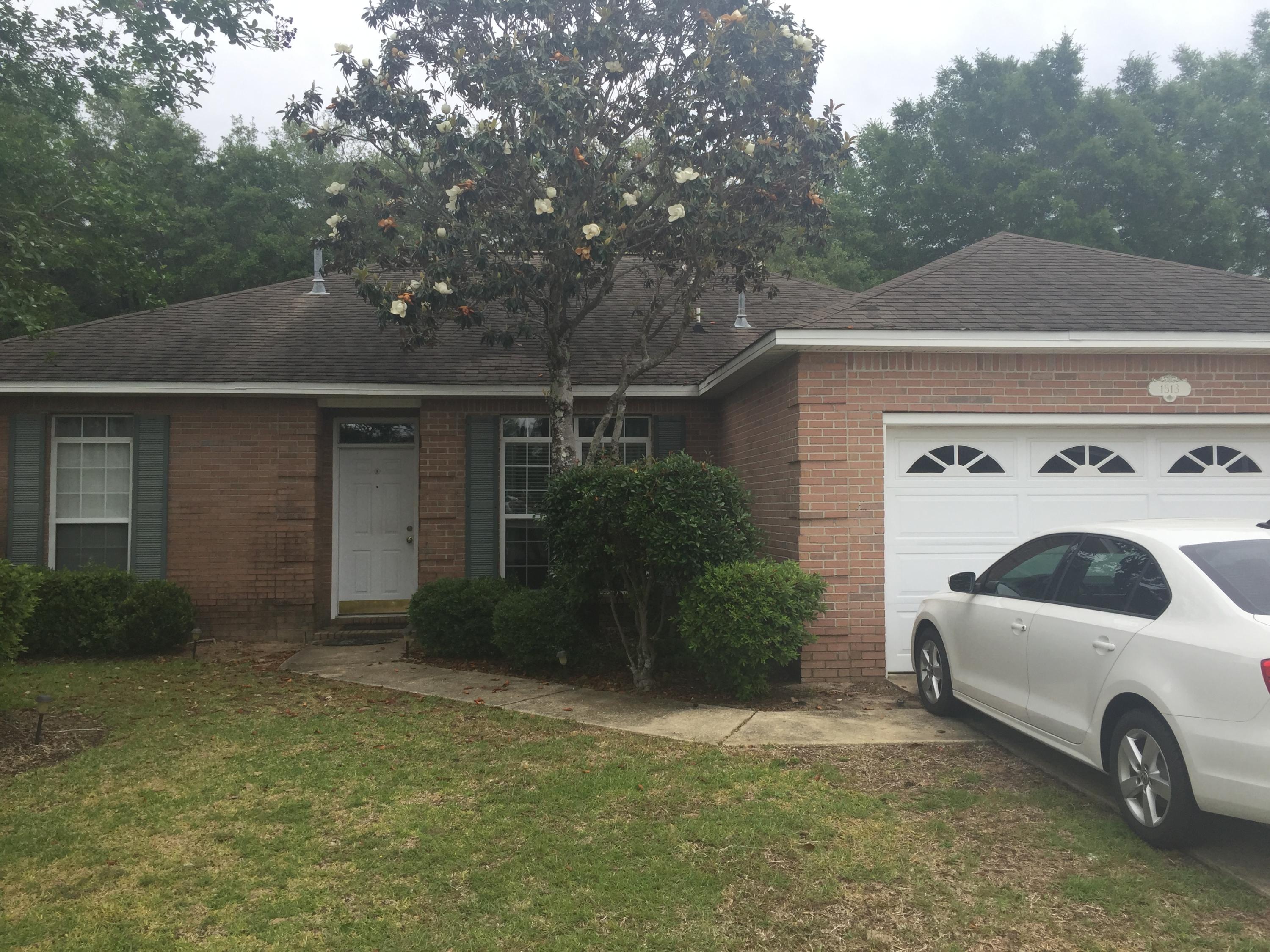 Call today to see this 3 bedroom 2 bath home with 2 car garage in Bluewater Bay! This home features a large great room with gas fireplace, split bedroom floorplan with spacious rooms, screened in porch and privacy fenced back yard with sprinkler system. No smoking allowed. Owner will consider pets with a $250 non-refundable pet fee per pet.