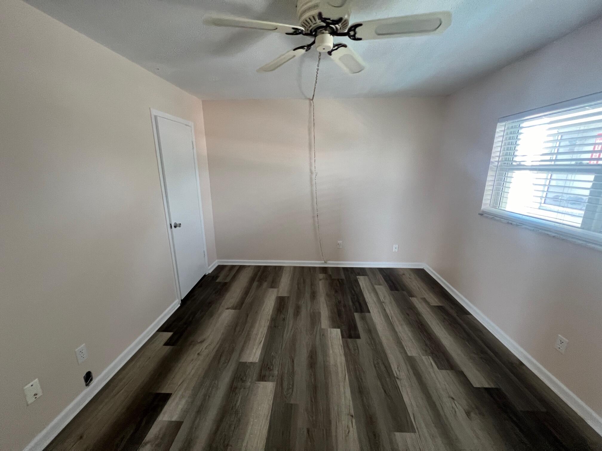 EL MATADOR CONDO - Residential
