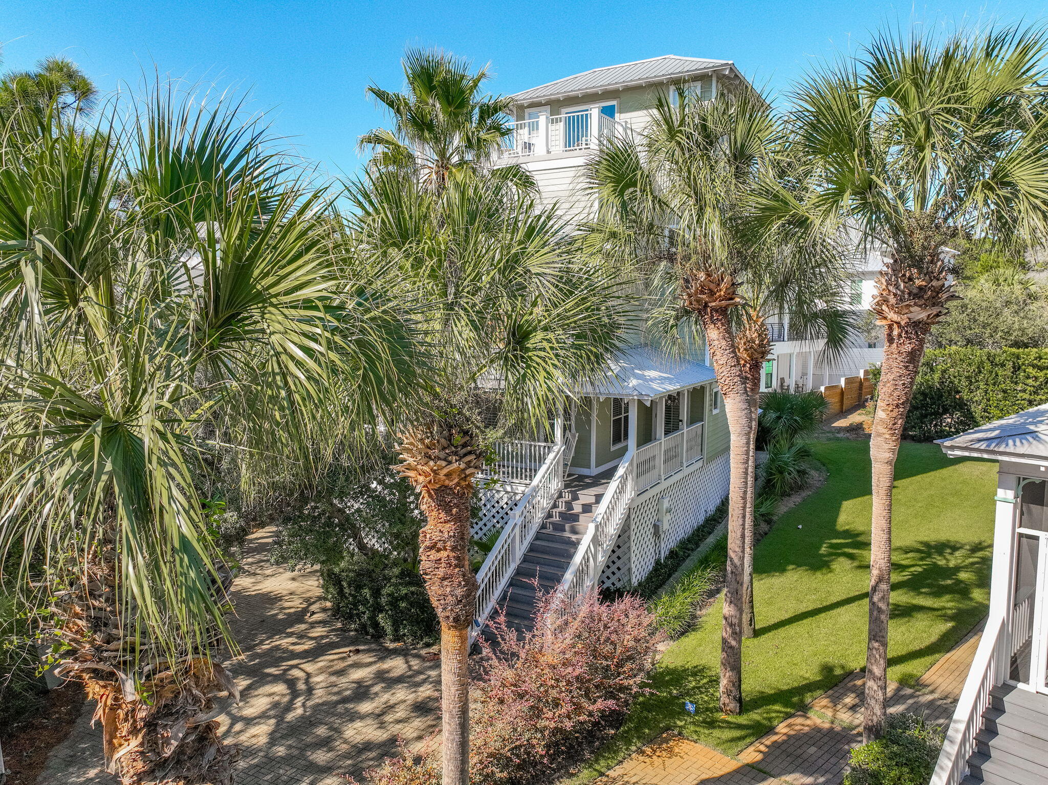 CALYPSO POINTE - Residential