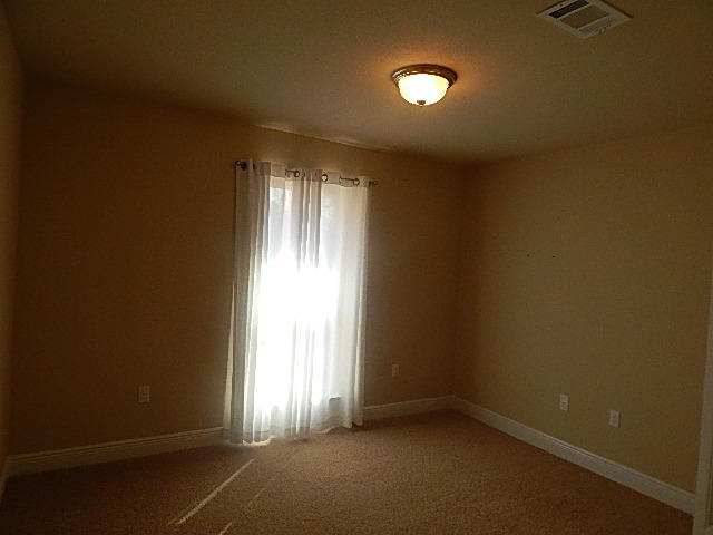 SILVER CREEK ESTATES - Residential Lease