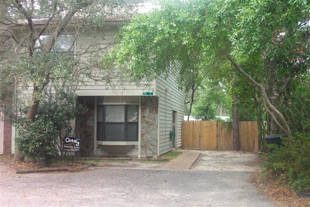Spacious end unit townhome off Racetrack Rd. Located centrally between both Eglin & Hurlburt. Living room has a wood burning fireplace, dining and kitchen are combined. All bedrooms located upstairs. Back yard is fenced. All Coastal Realty Services residents are enrolled in the Resident Benefits Package (RBP) which includes renters insurance, HVAC air filter delivery (for applicable properties) and our best-in-class resident rewards program, and much more! More details upon application.