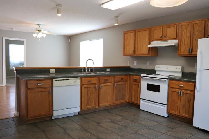 SOUTHWAY ESTATES - Residential Lease