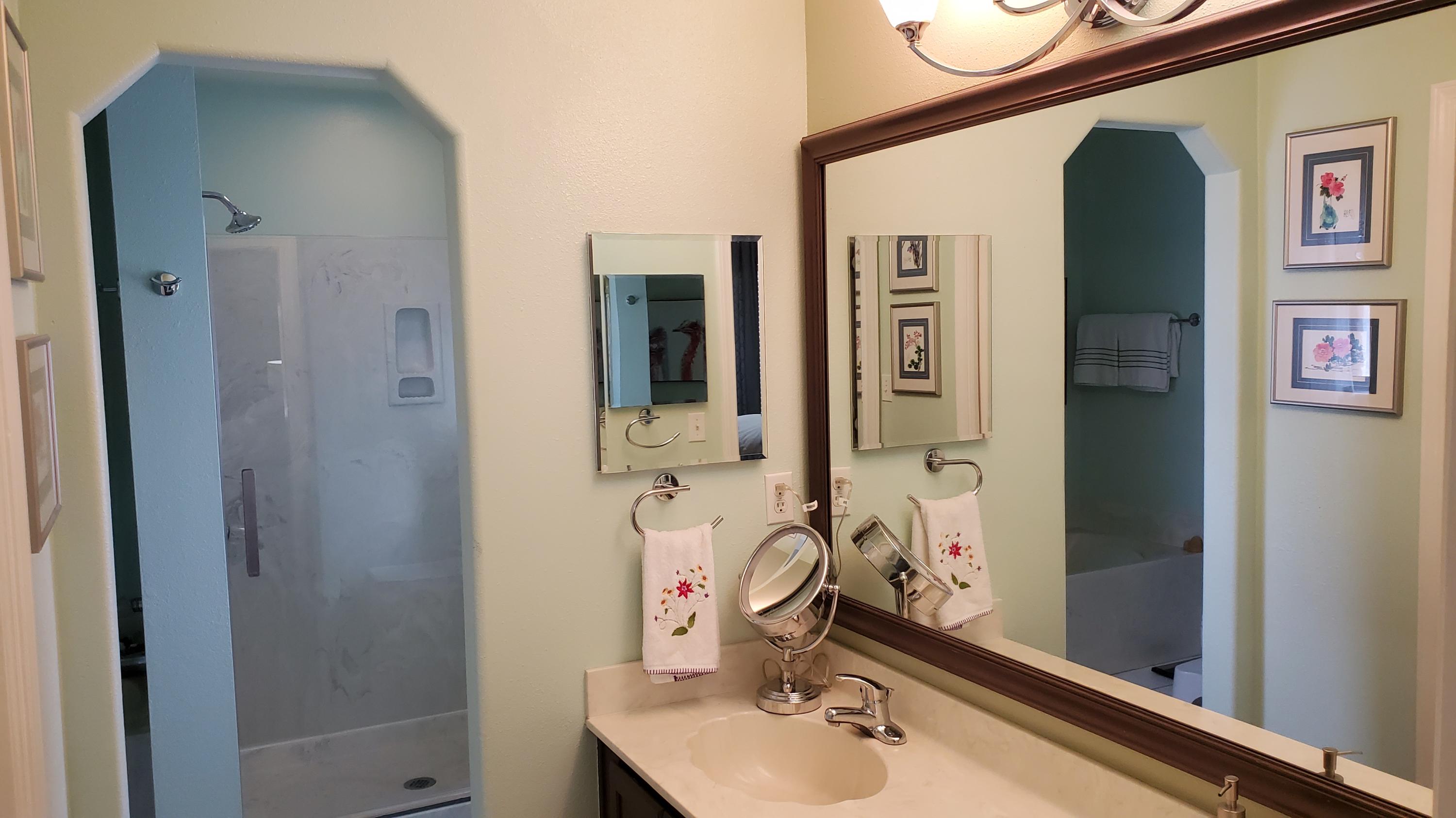 EMERALD BREEZE ESTATES - Residential