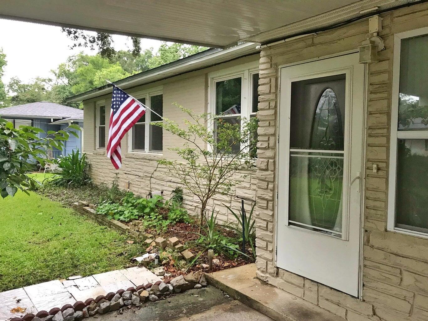 GARNIERS BEACH - Residential Lease