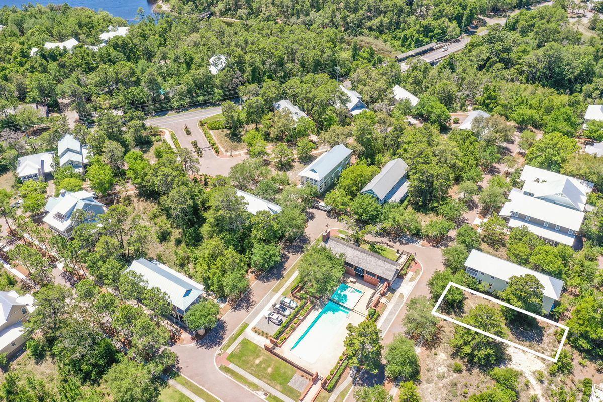 FOREST LAKES - Land