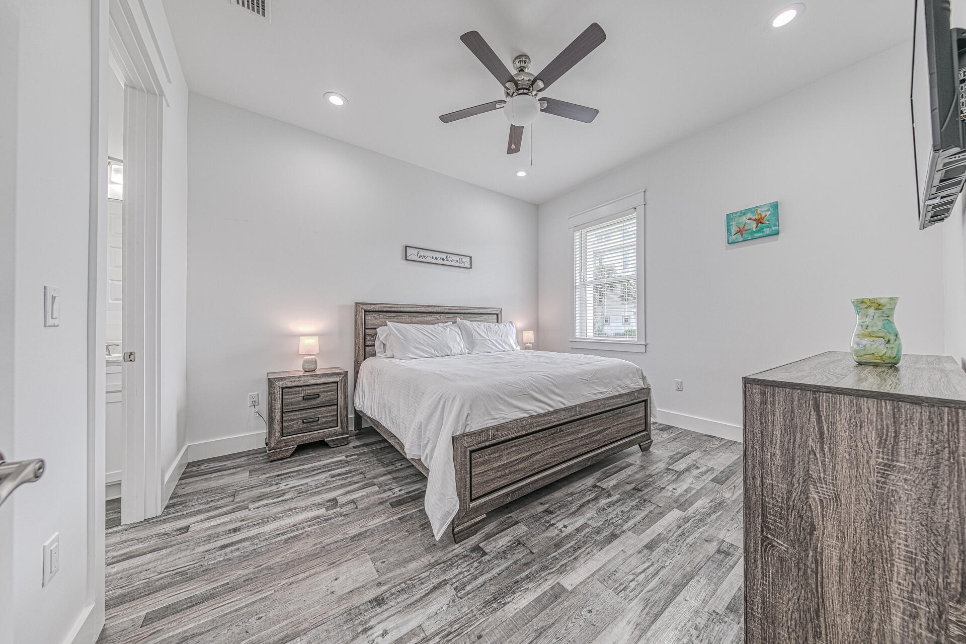 FRANGISTA BEACH 1ST ADDN - Residential
