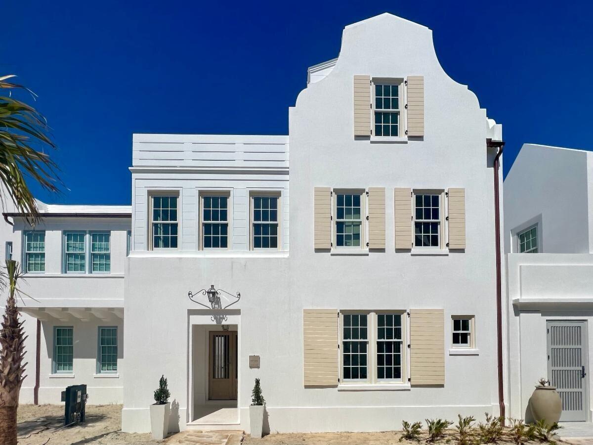 ALYS BEACH - Residential