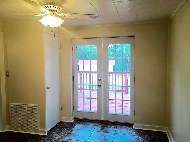 CINCO ADDN TO CRESTVIEW - Residential Lease