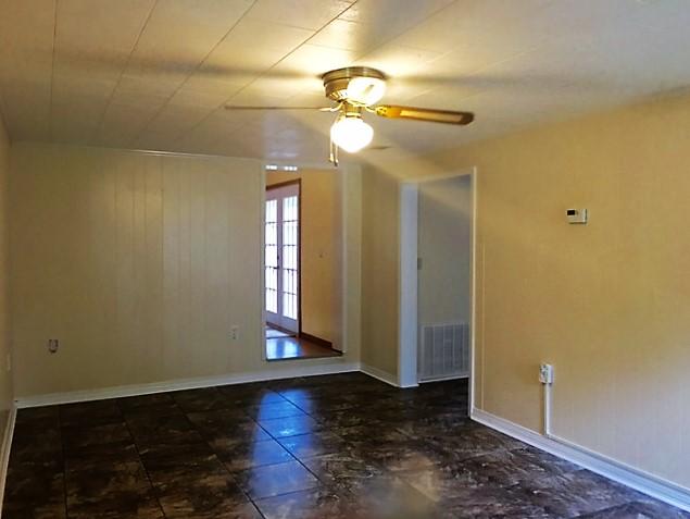 CINCO ADDN TO CRESTVIEW - Residential Lease