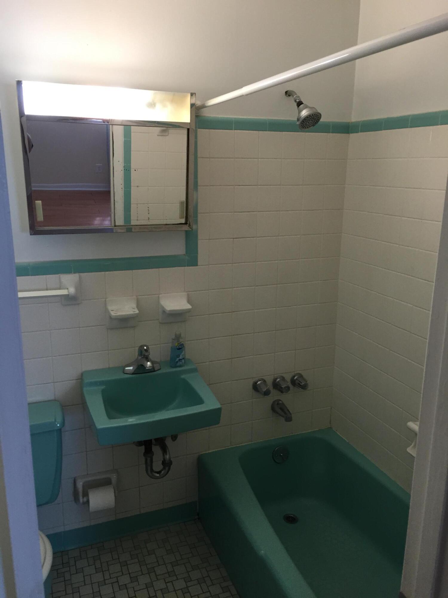 PINE LAKE S/D - Residential Lease