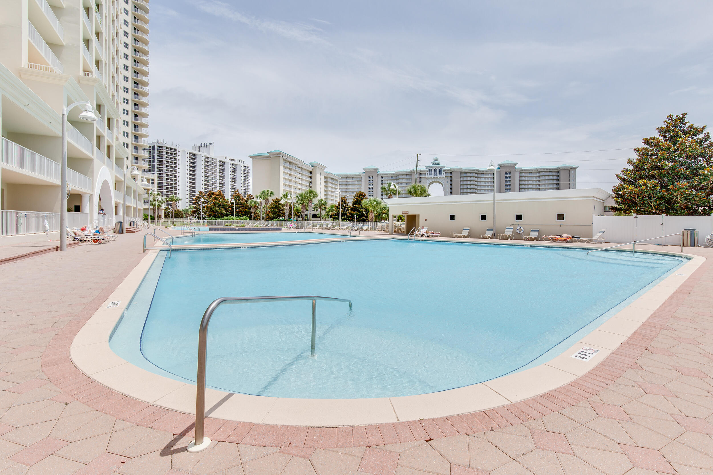 ARIEL DUNES II - Residential