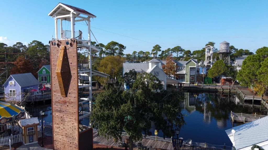 FAIRWAYS AT SANDESTIN PH 2 - Residential