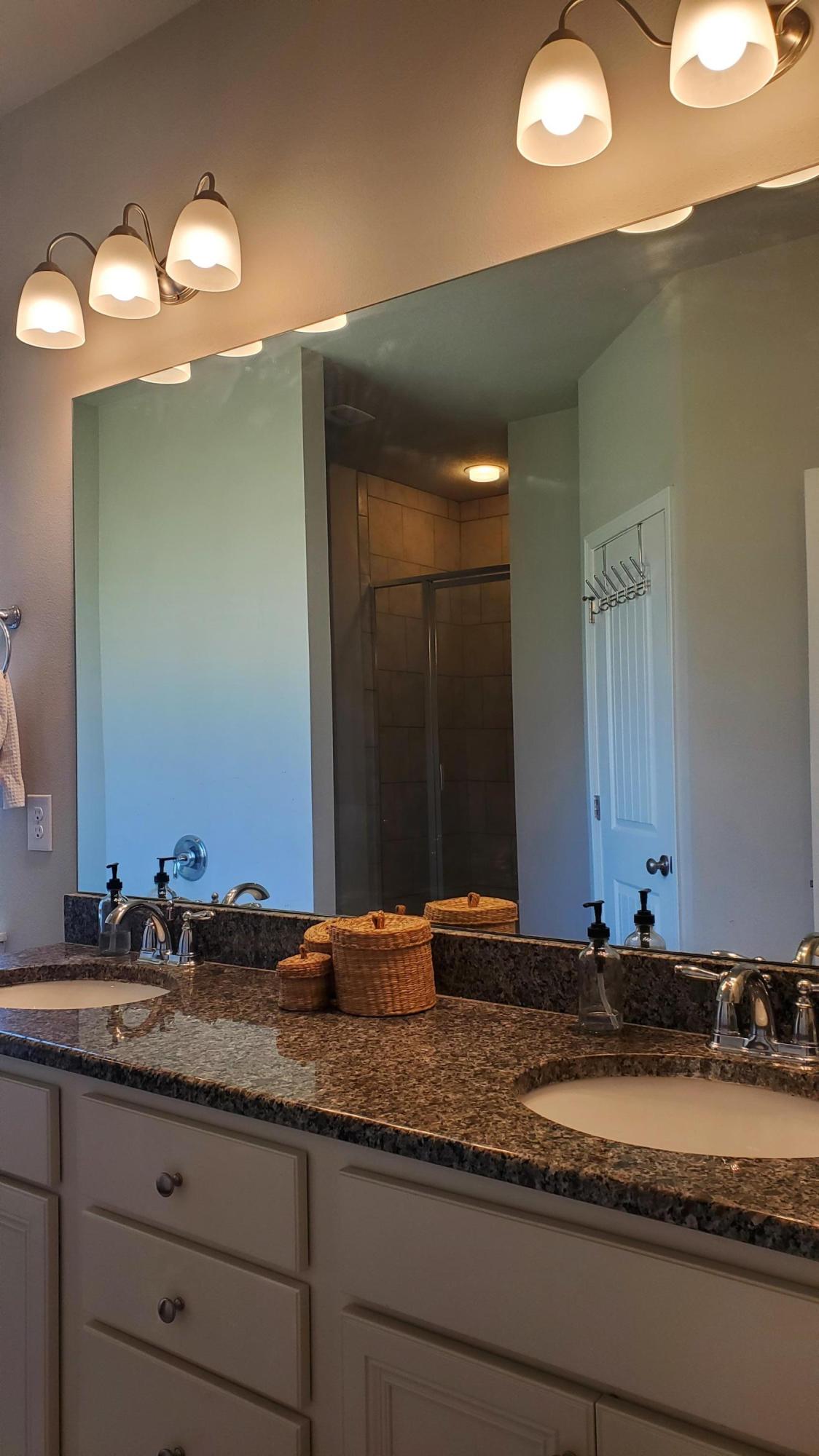 Redstone Commons Ph II - Residential Lease