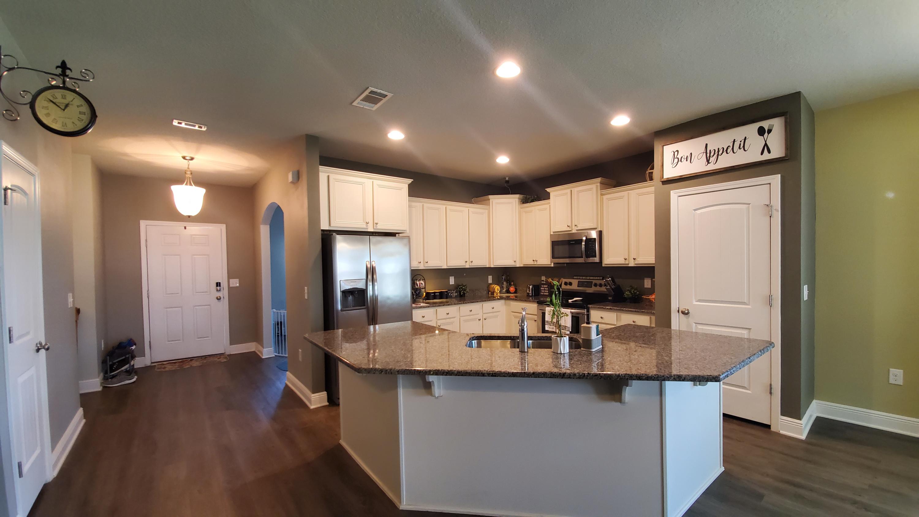 Redstone Commons Ph II - Residential Lease