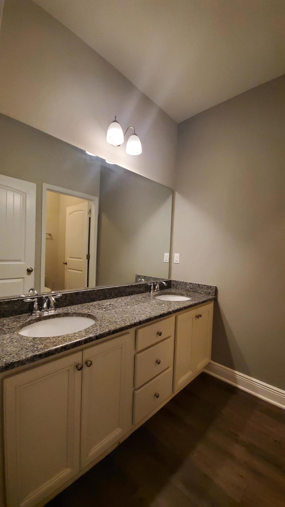 Redstone Commons Ph II - Residential Lease