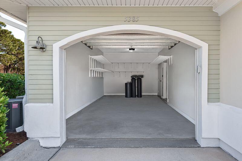 PINE RIDGE VILLAS - Residential