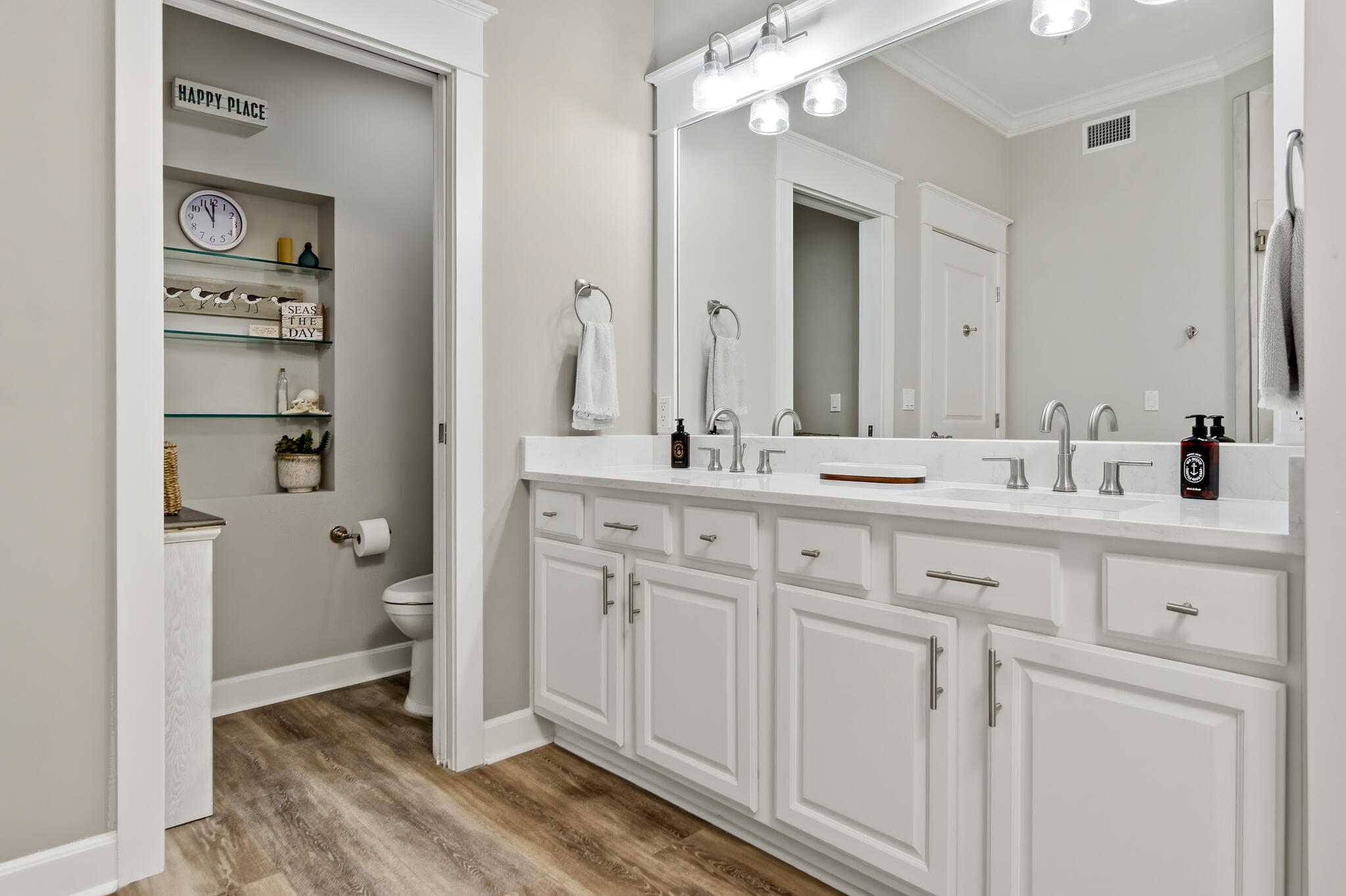 PINE RIDGE VILLAS - Residential