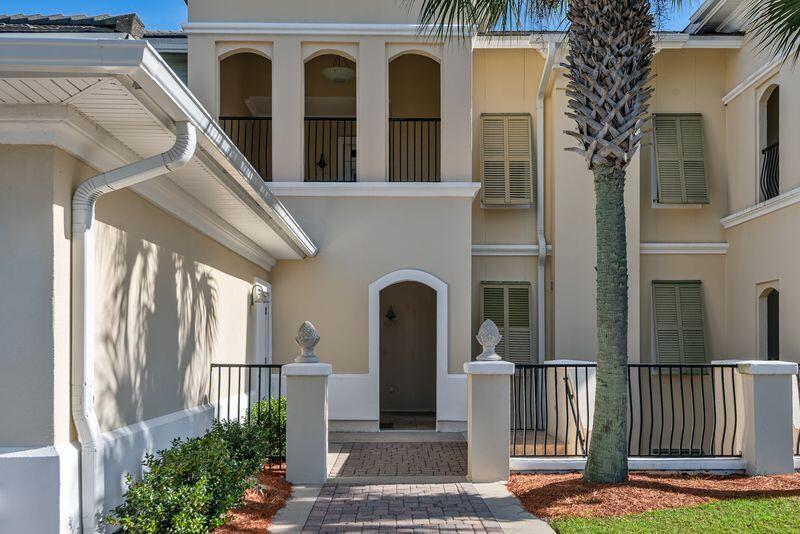 PINE RIDGE VILLAS - Residential