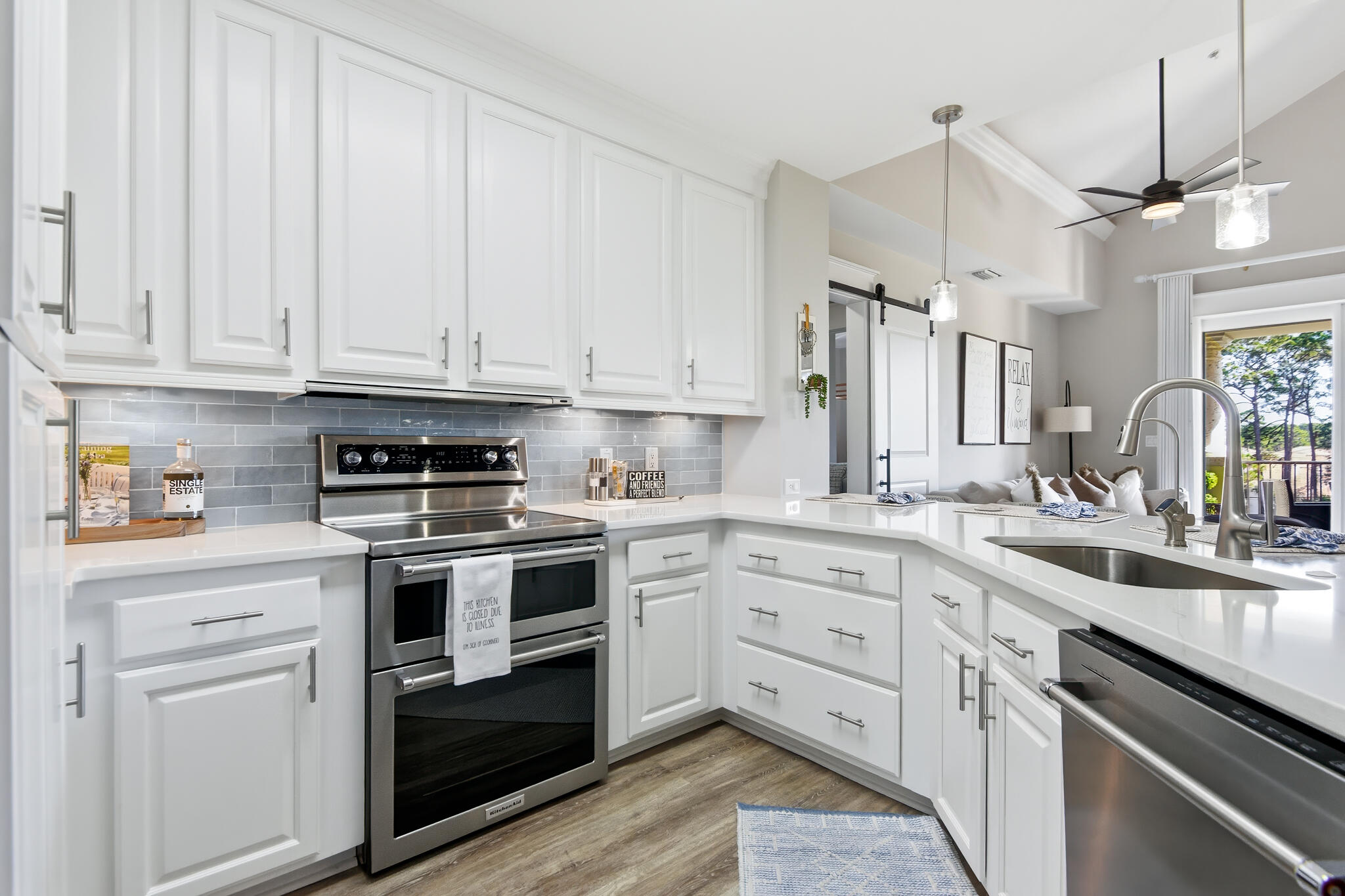 PINE RIDGE VILLAS - Residential