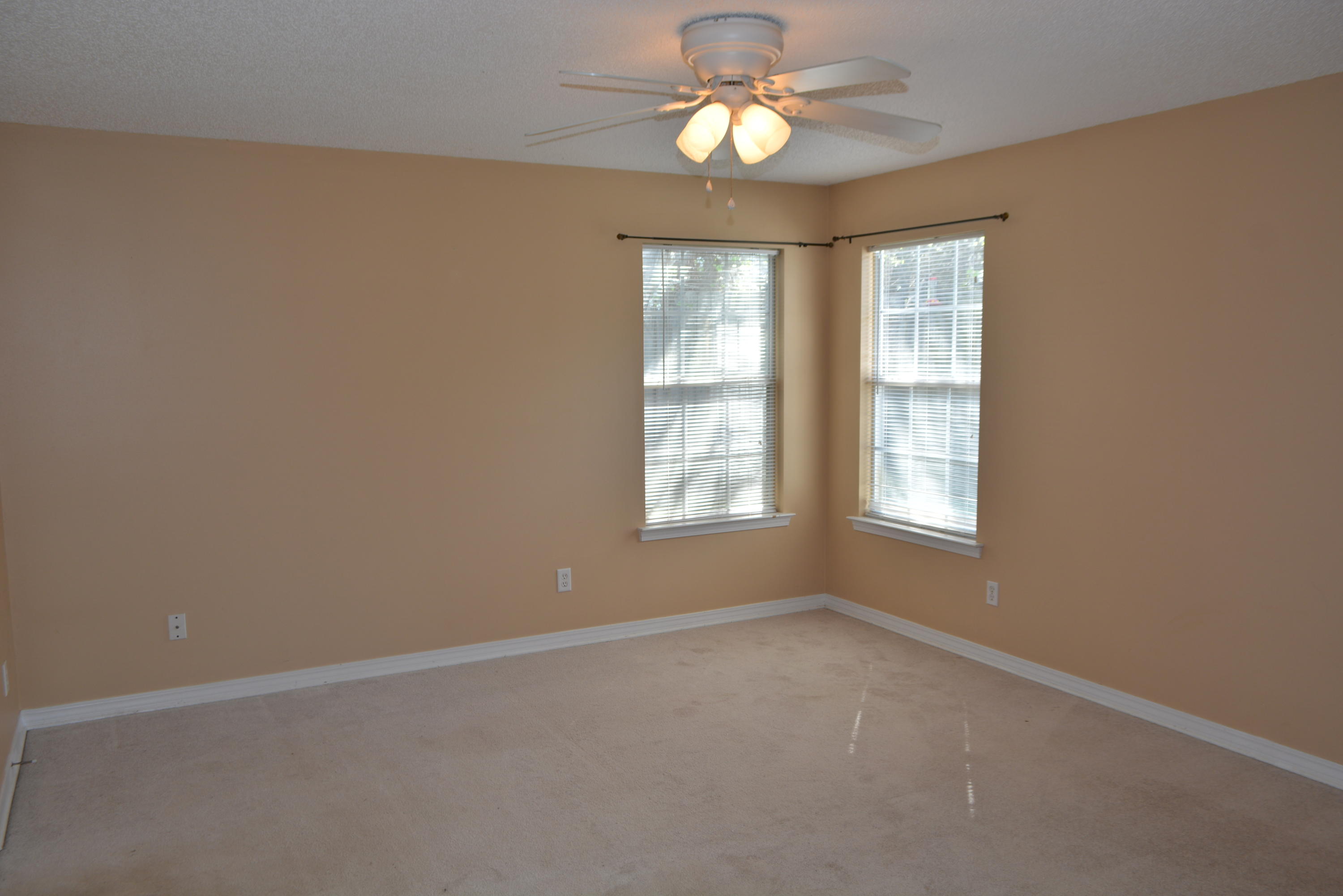 EMERALD ESTATES - Residential
