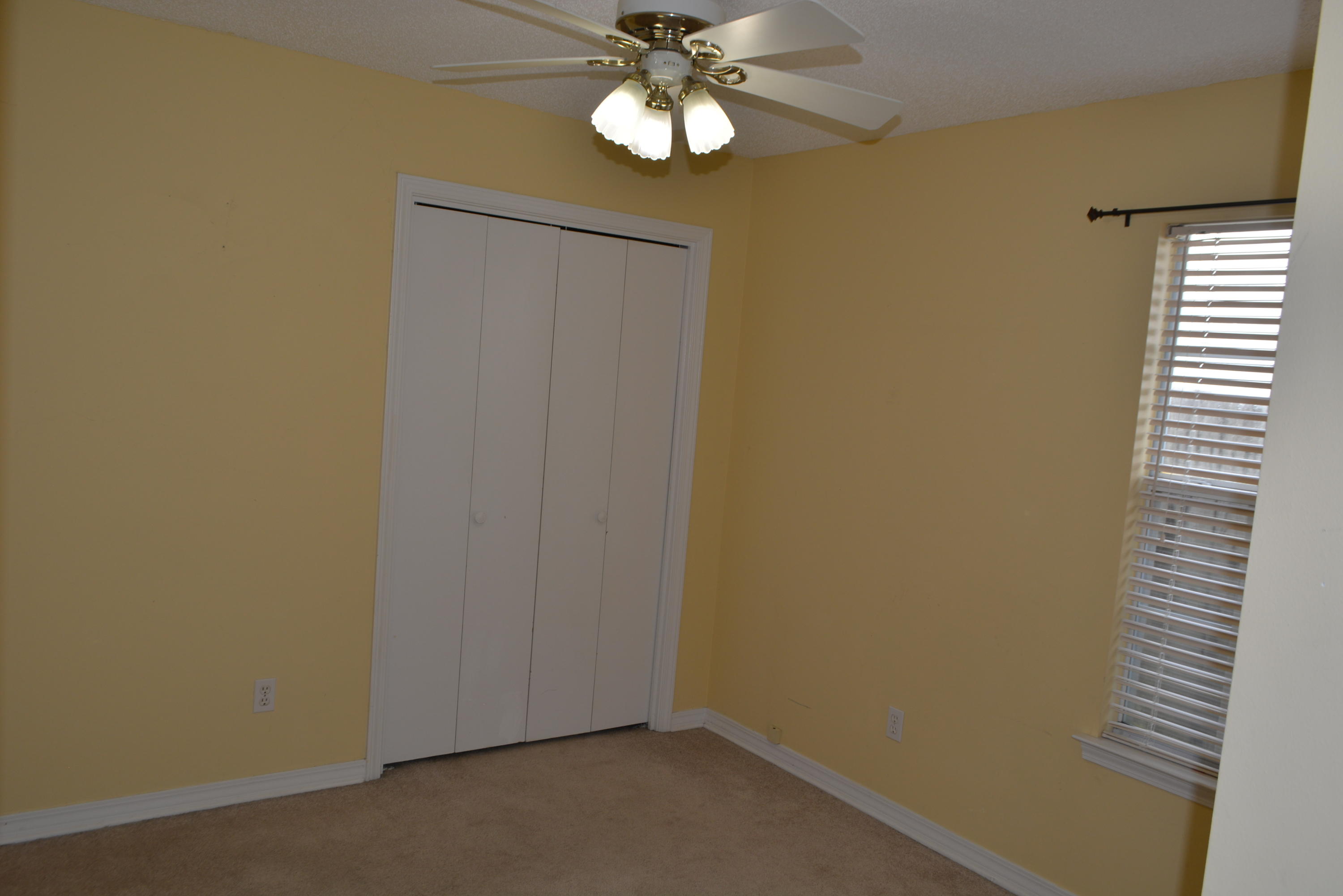 EMERALD ESTATES - Residential