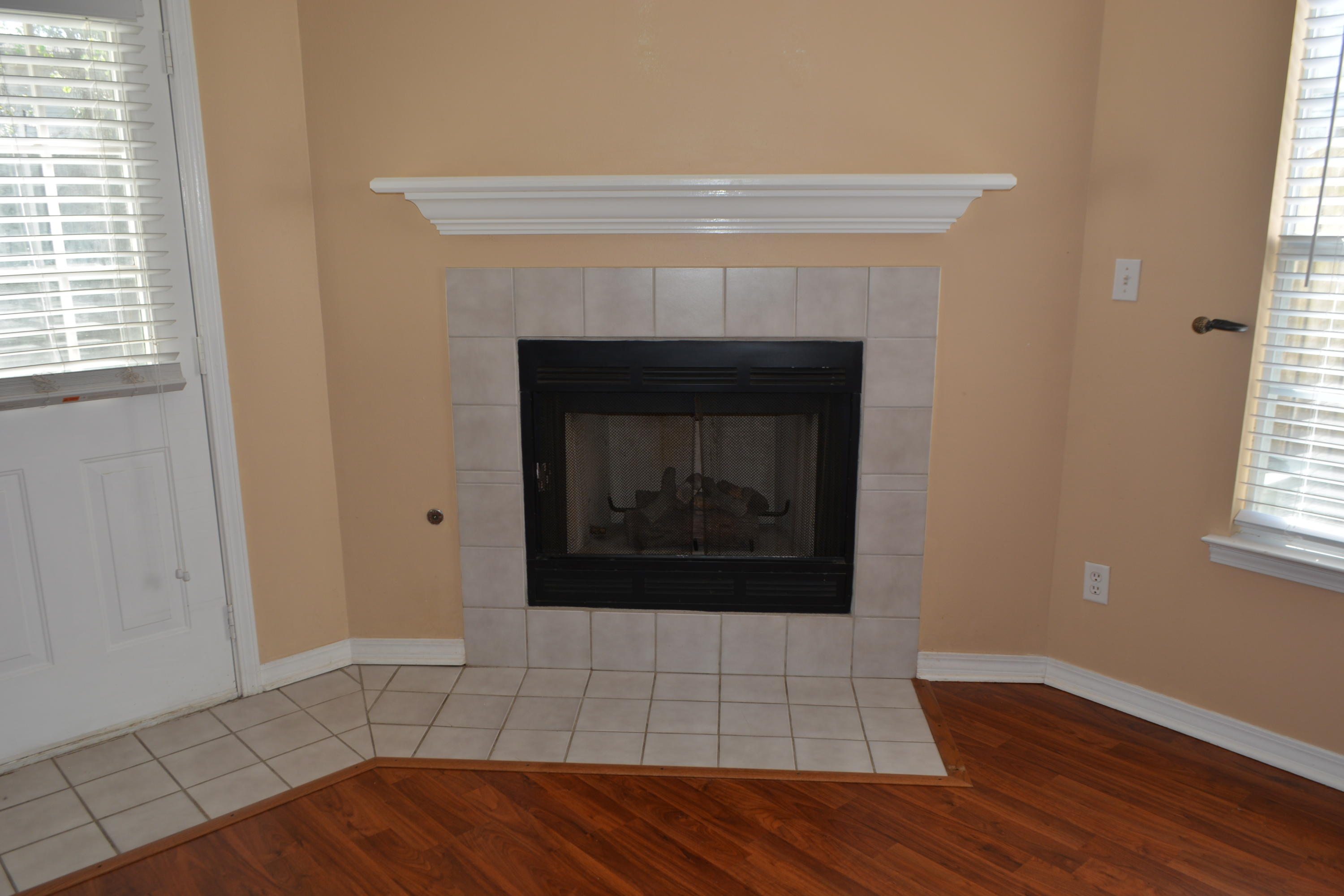 EMERALD ESTATES - Residential