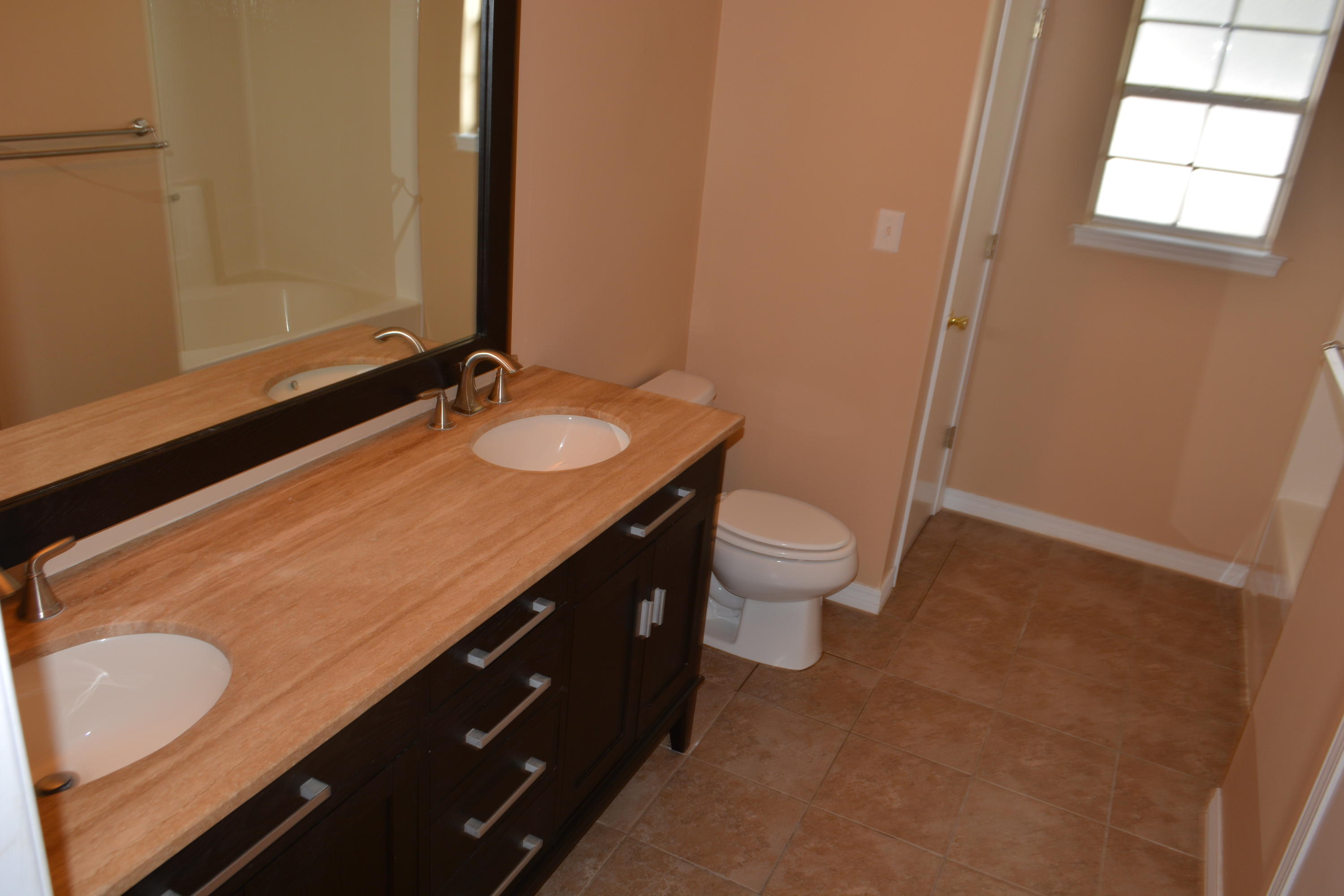 EMERALD ESTATES - Residential