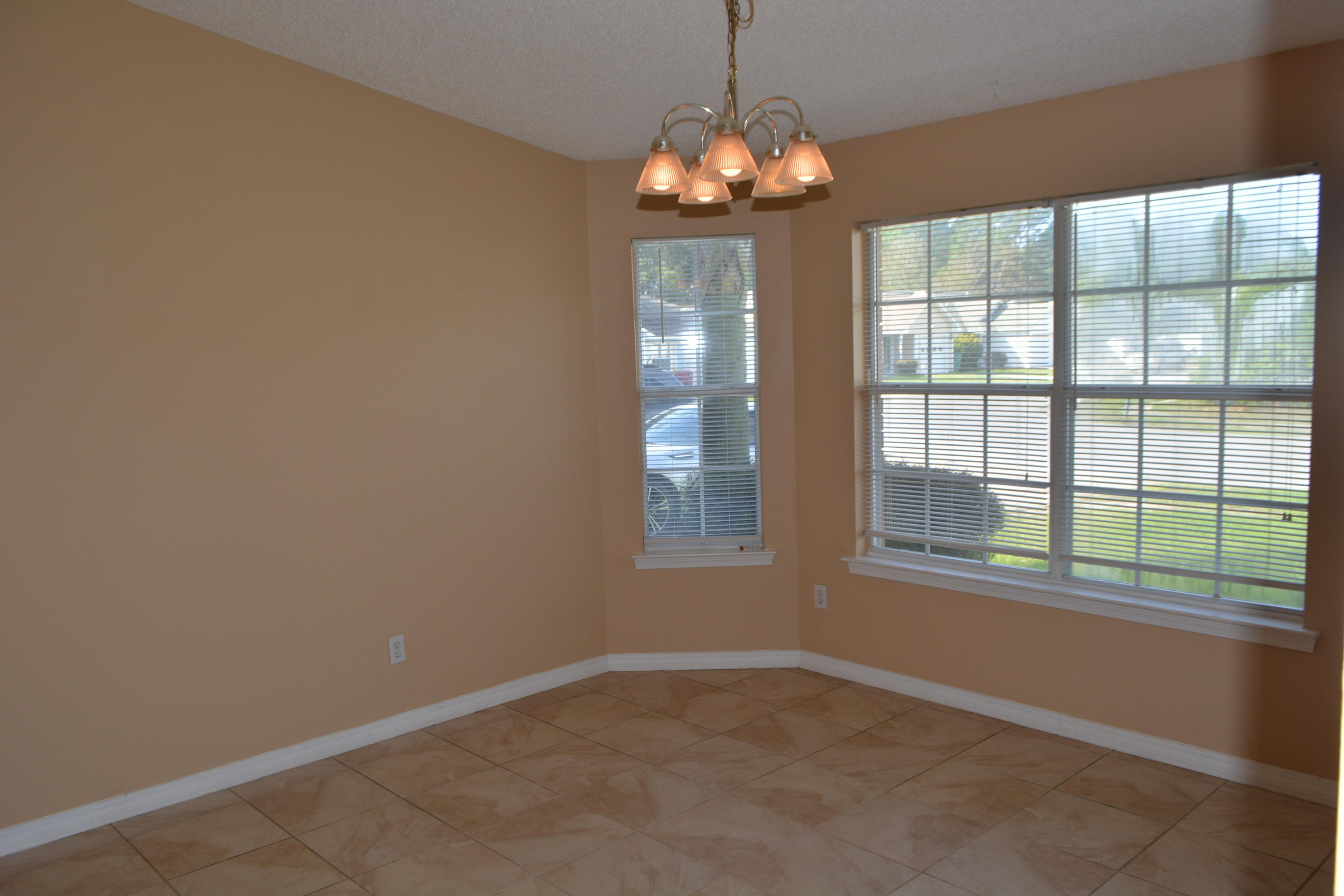 EMERALD ESTATES - Residential