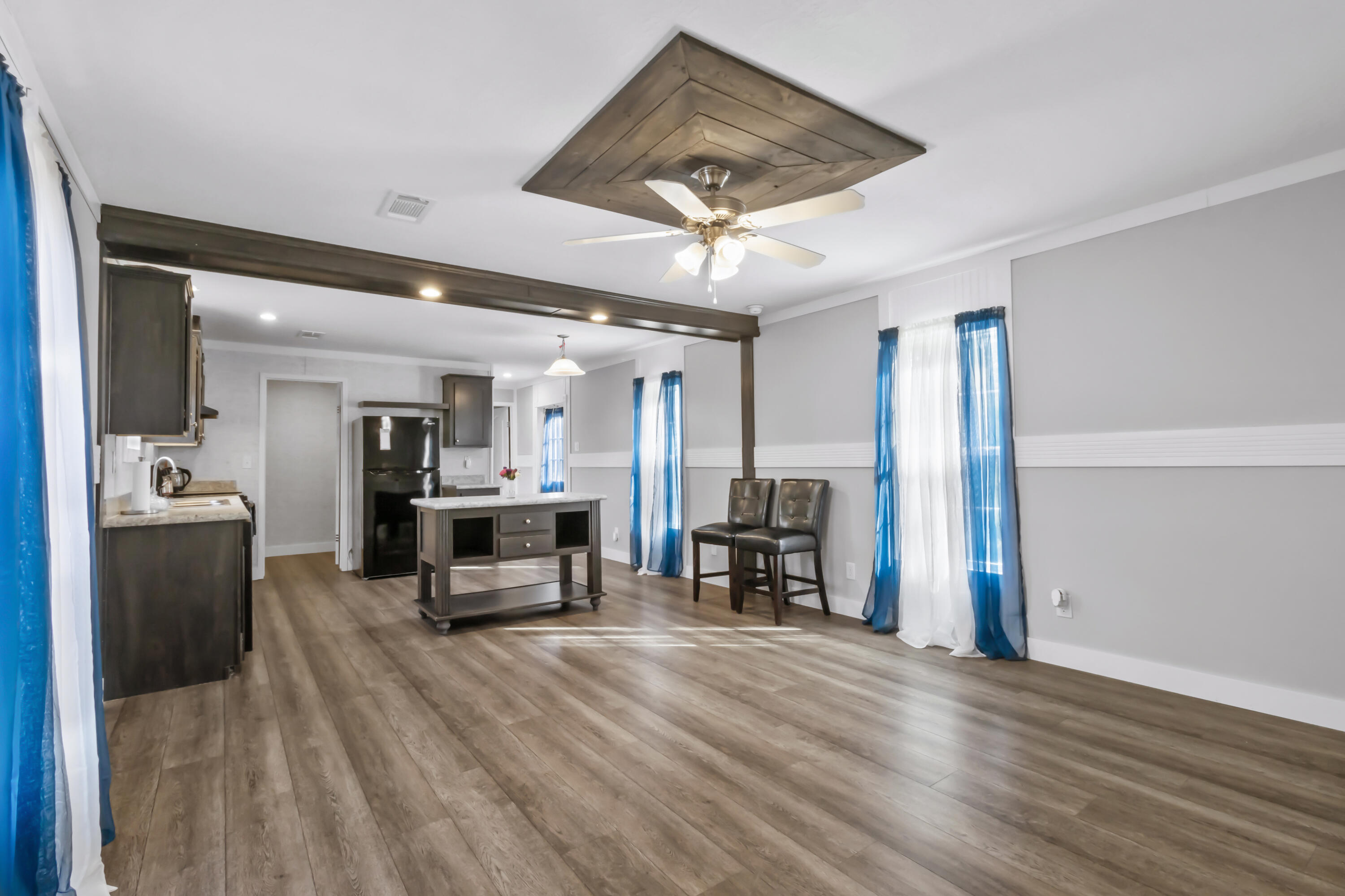 MAGNOLIA BAYE - Residential