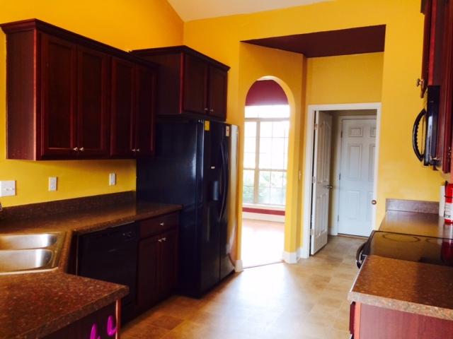 ROLLING RIDGE - Residential Lease
