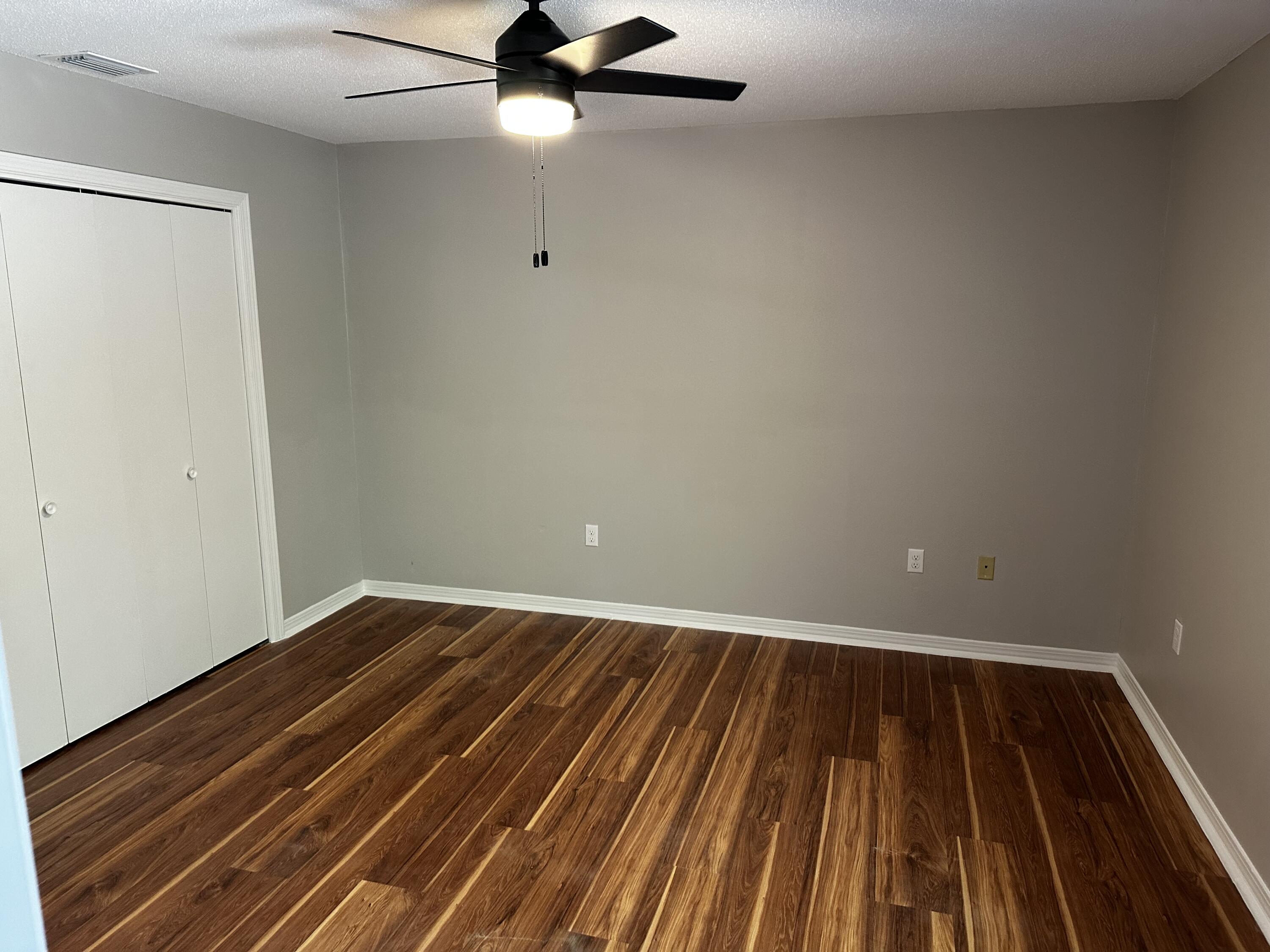 KINGS CROSSING PH 1 - Residential Lease