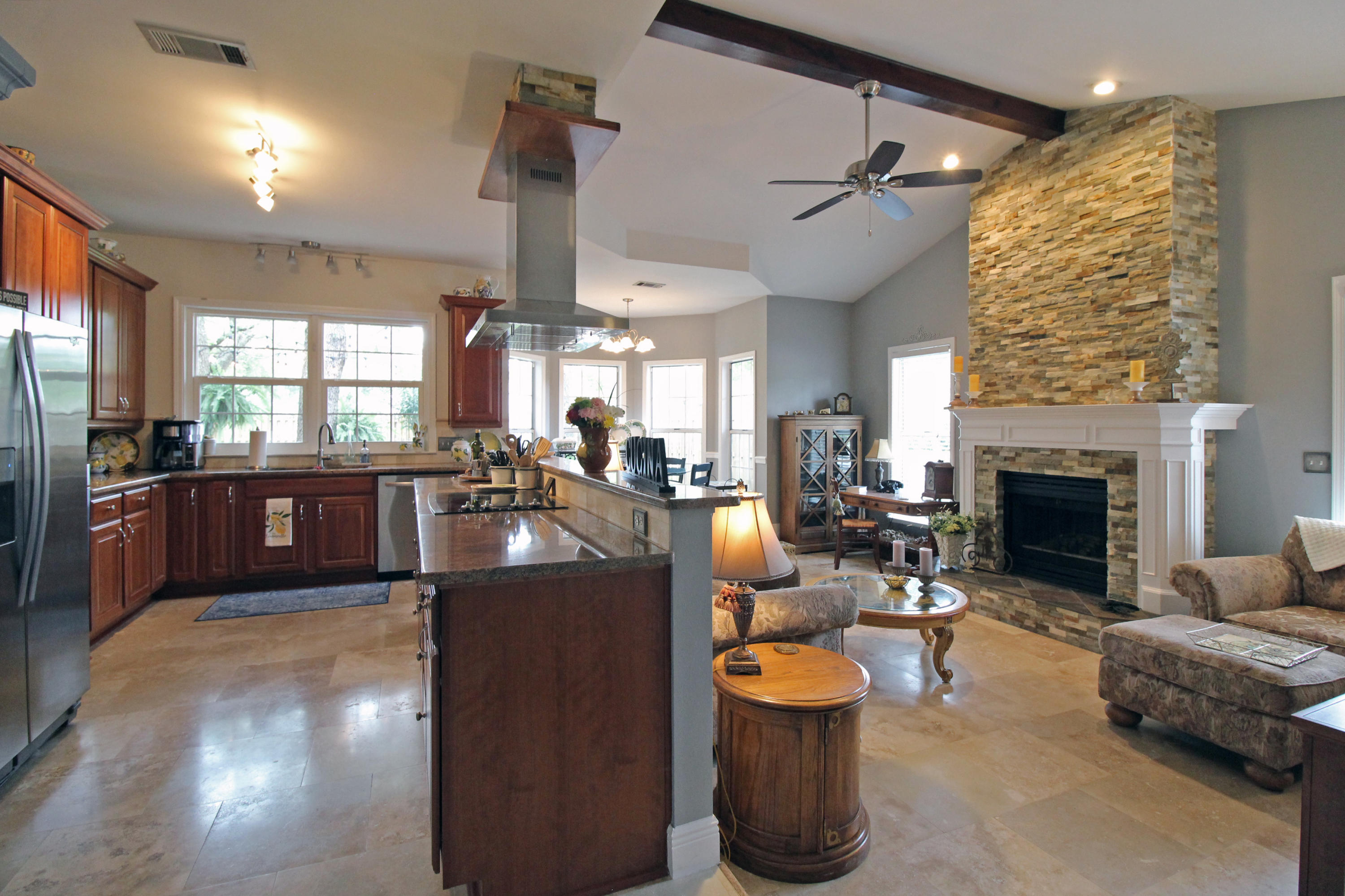 SOUTHWIND PH VI UNIT 45 - Residential