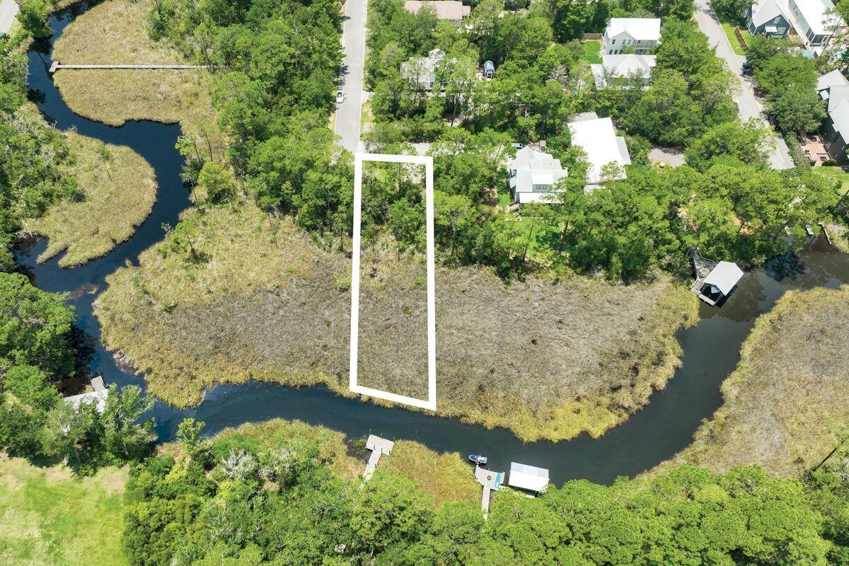 MAGNOLIA BEACH - Land