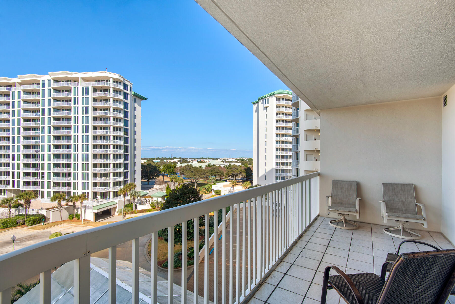 ST. MAARTEN AT SILVER SHELLS - Residential