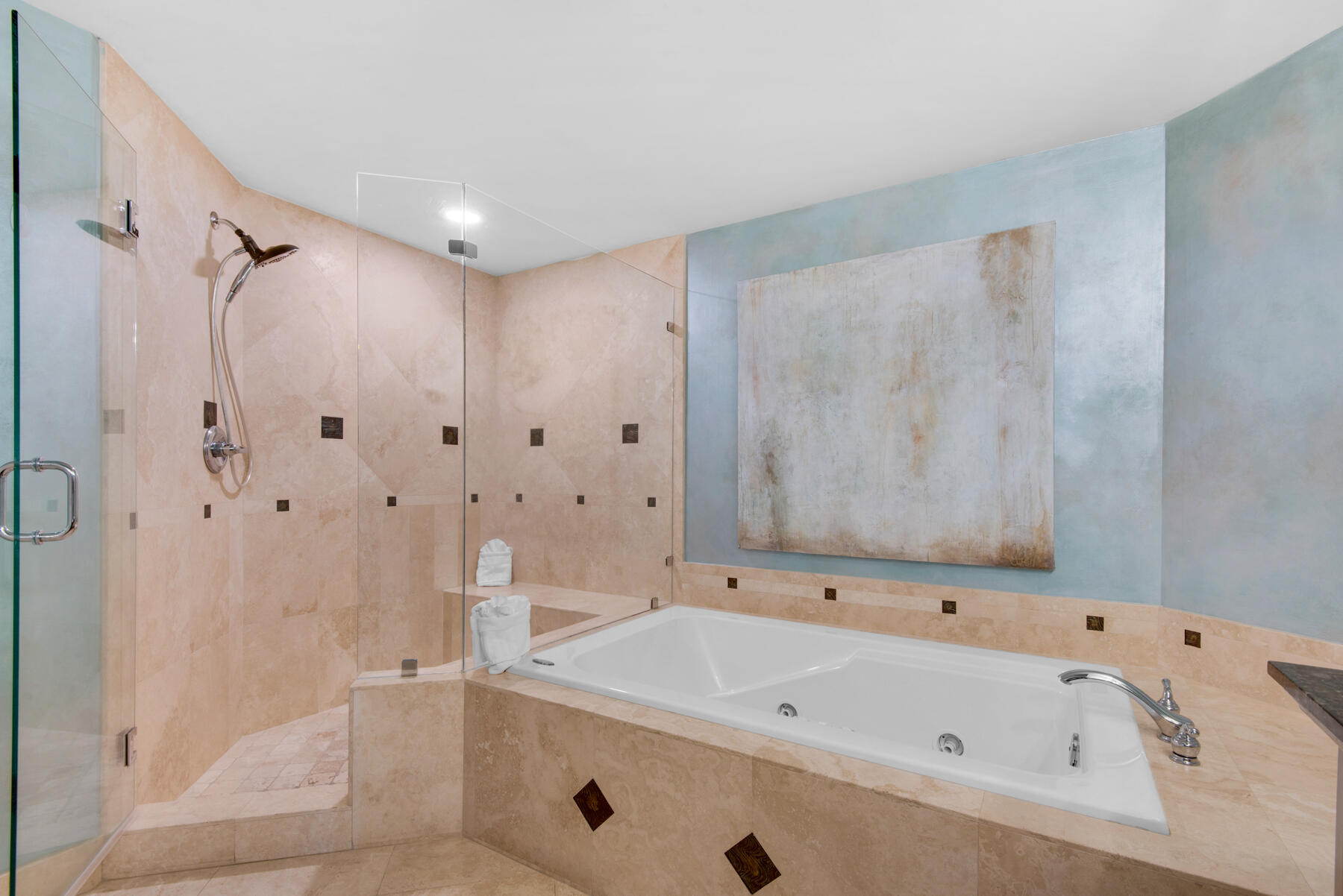 ST. MAARTEN AT SILVER SHELLS - Residential