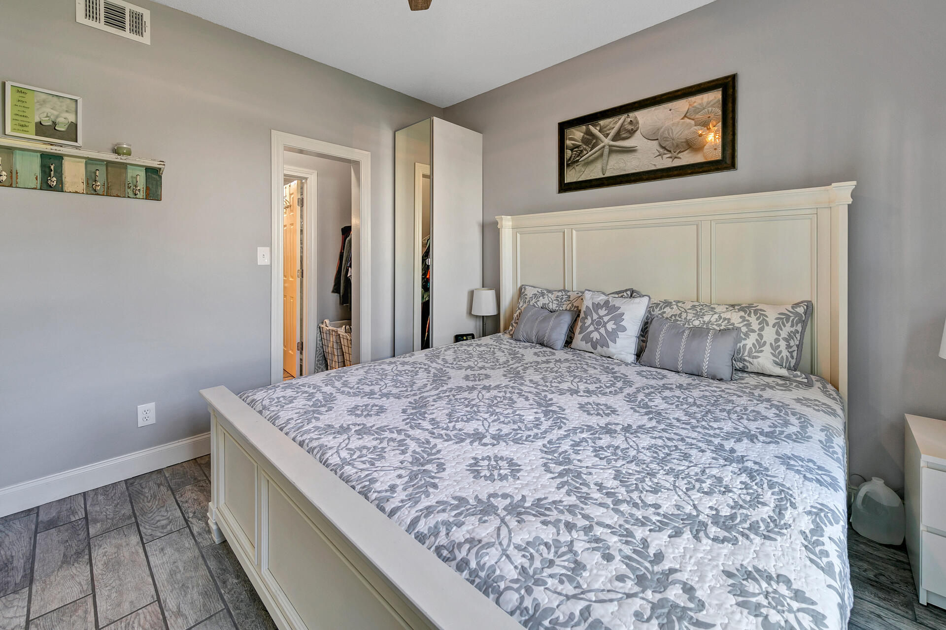 SANDPIPER COVE PH 25 - Residential