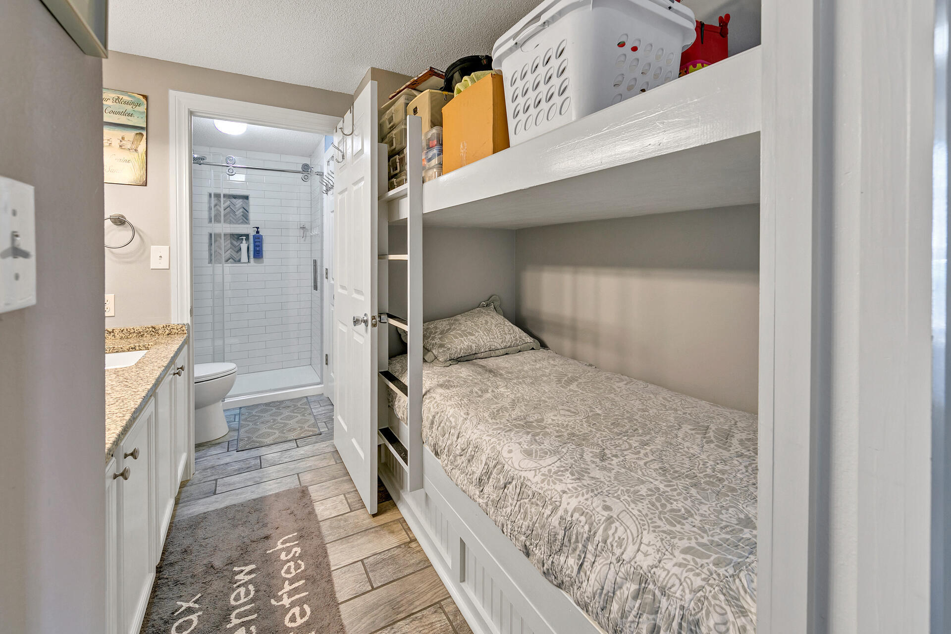 SANDPIPER COVE PH 25 - Residential