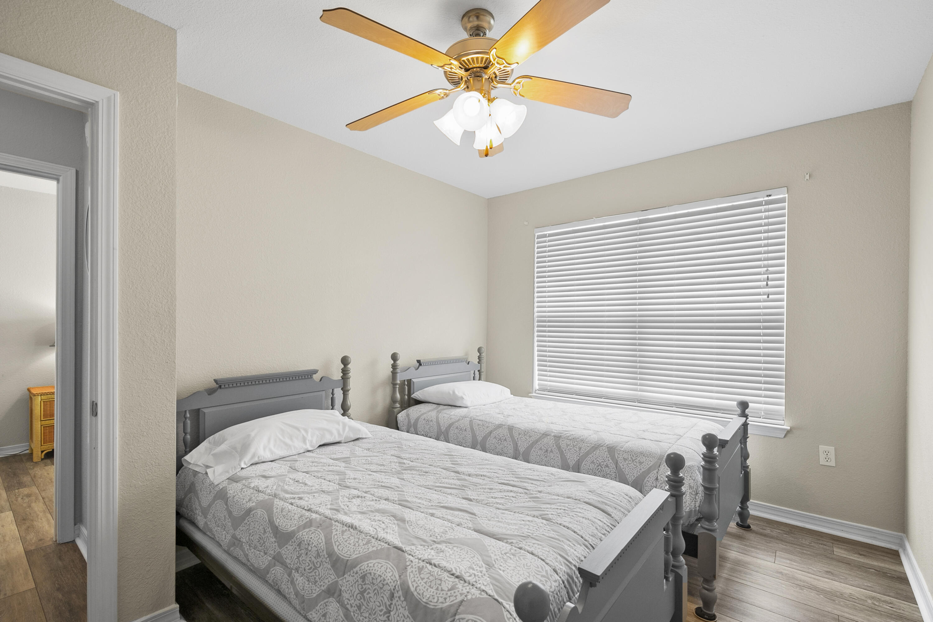 DRIFTWOOD ESTATES - Residential