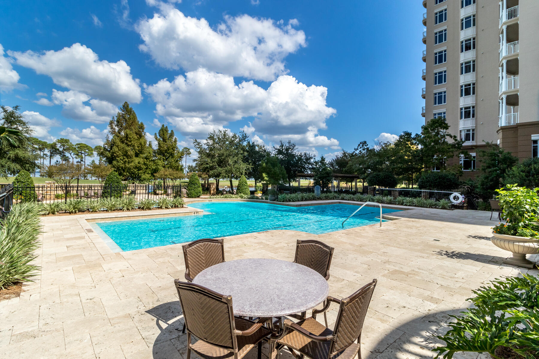 ONE WATER PLACE AT KELLY PLANTATION - Residential