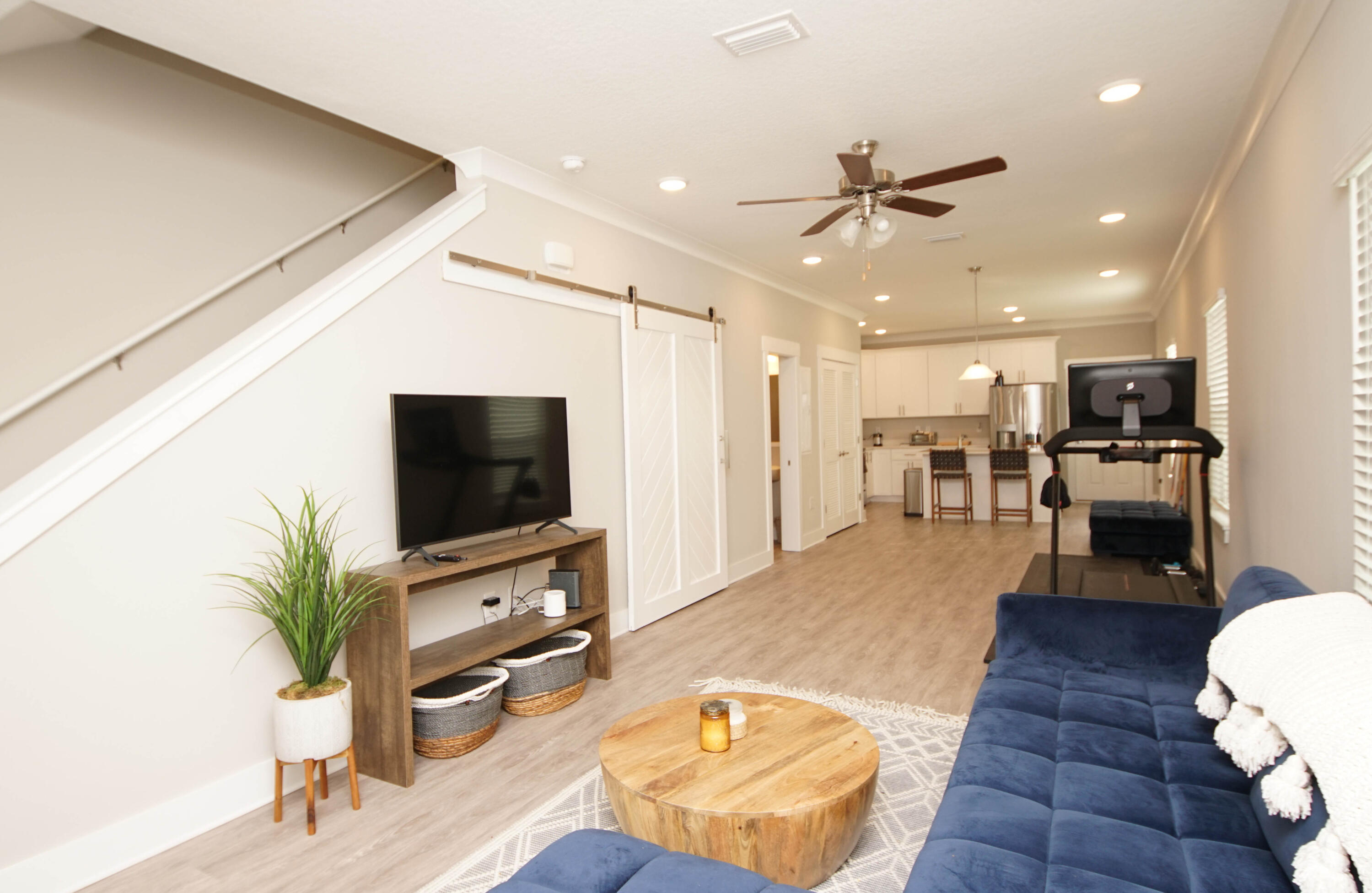VERANDAS OF FREEPORT, THE - Residential Lease