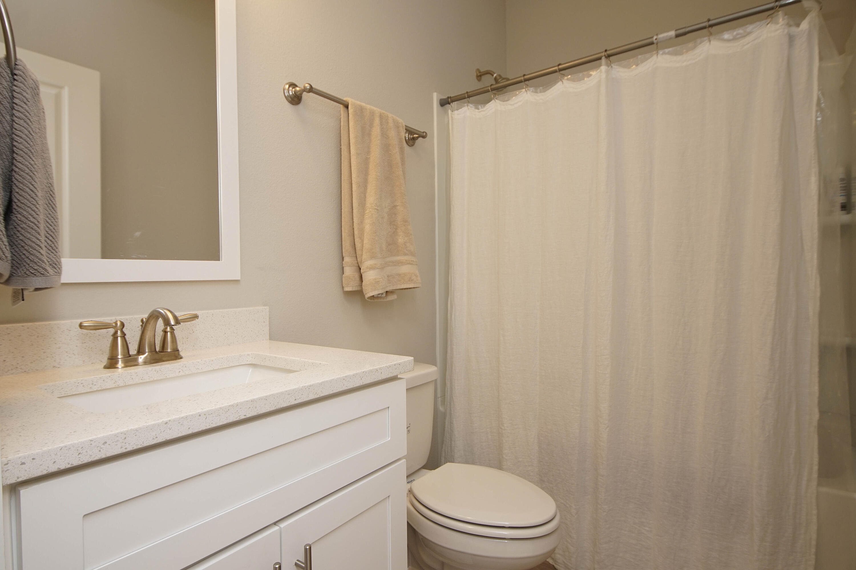 VERANDAS OF FREEPORT, THE - Residential Lease