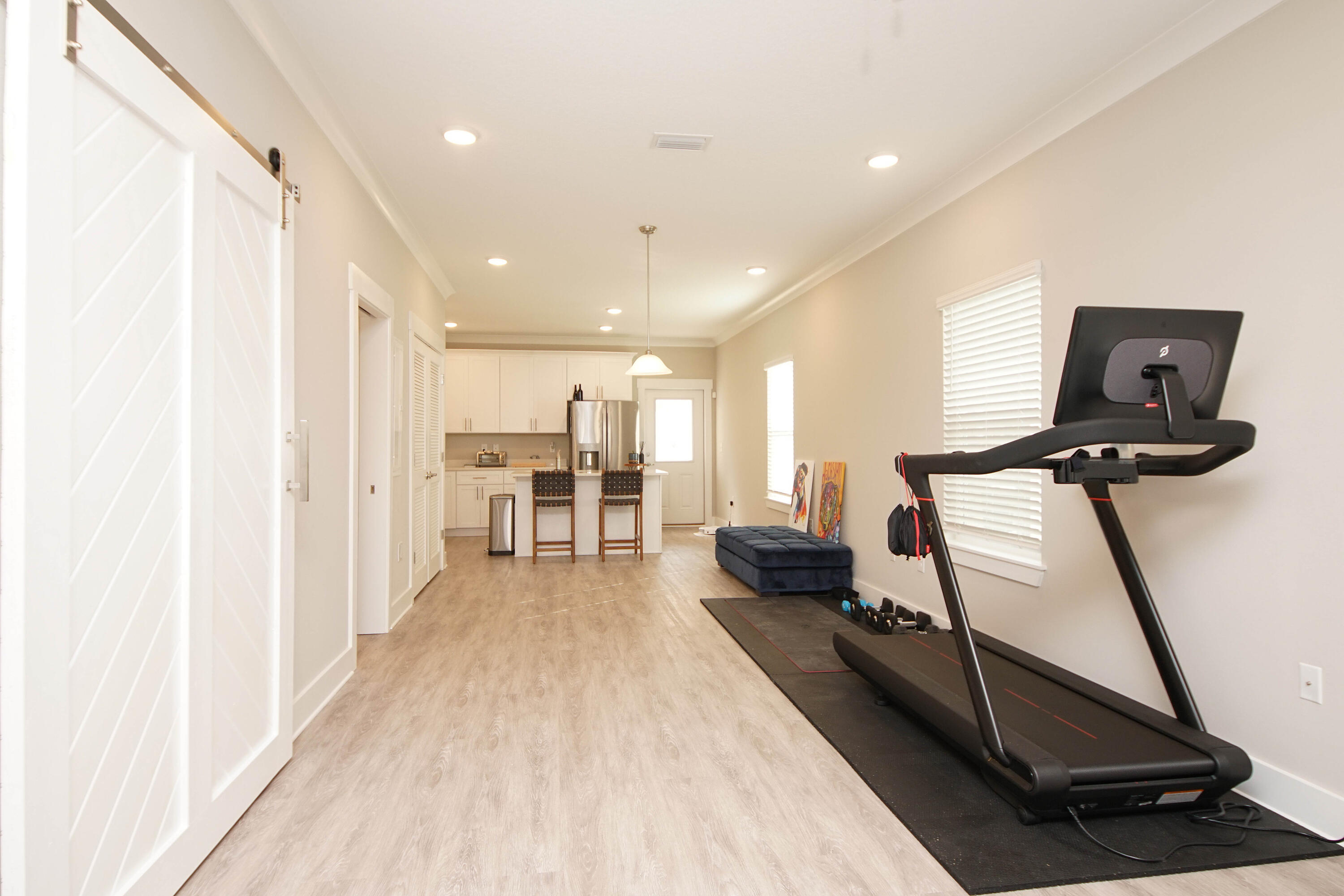 VERANDAS OF FREEPORT, THE - Residential Lease