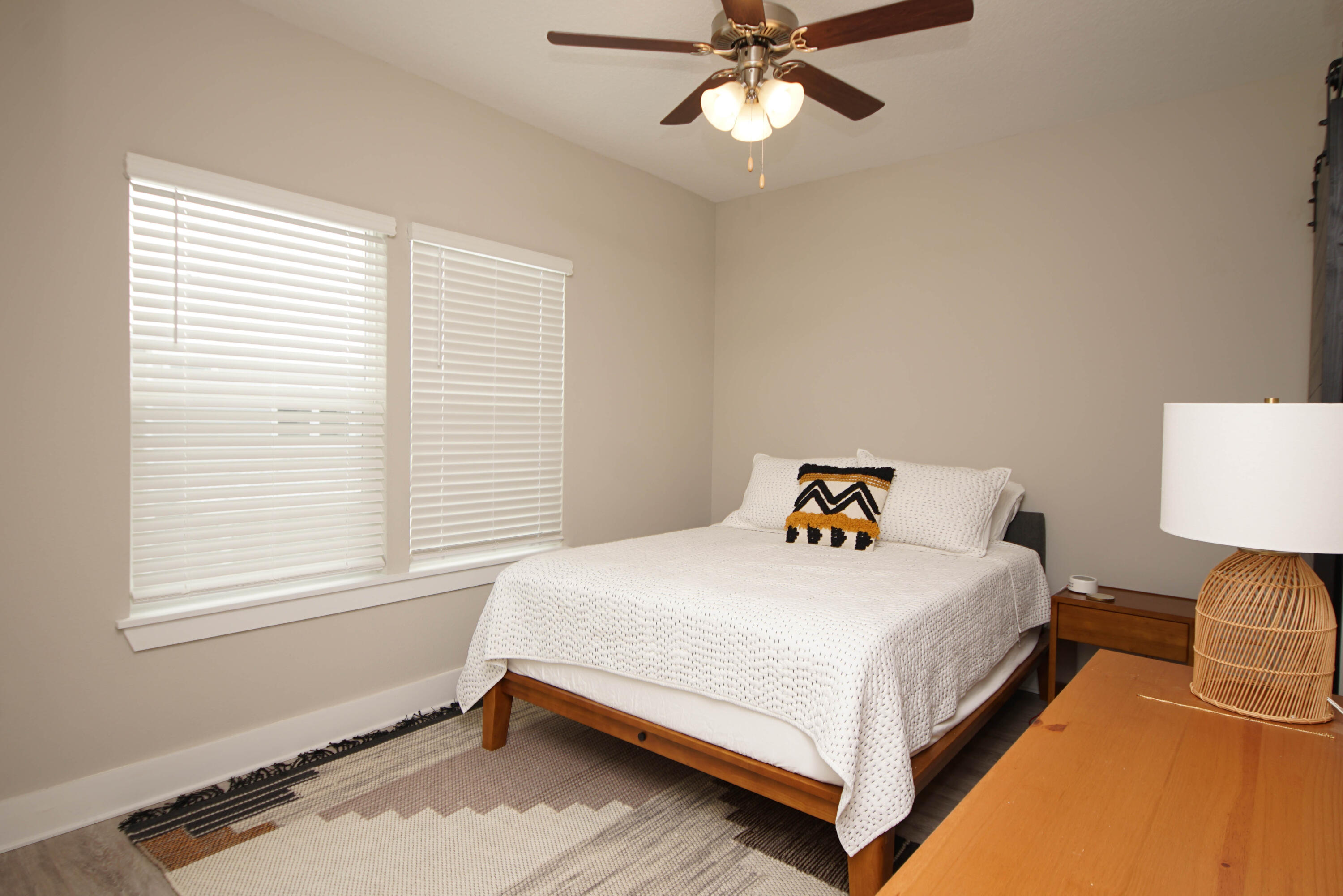 VERANDAS OF FREEPORT, THE - Residential Lease