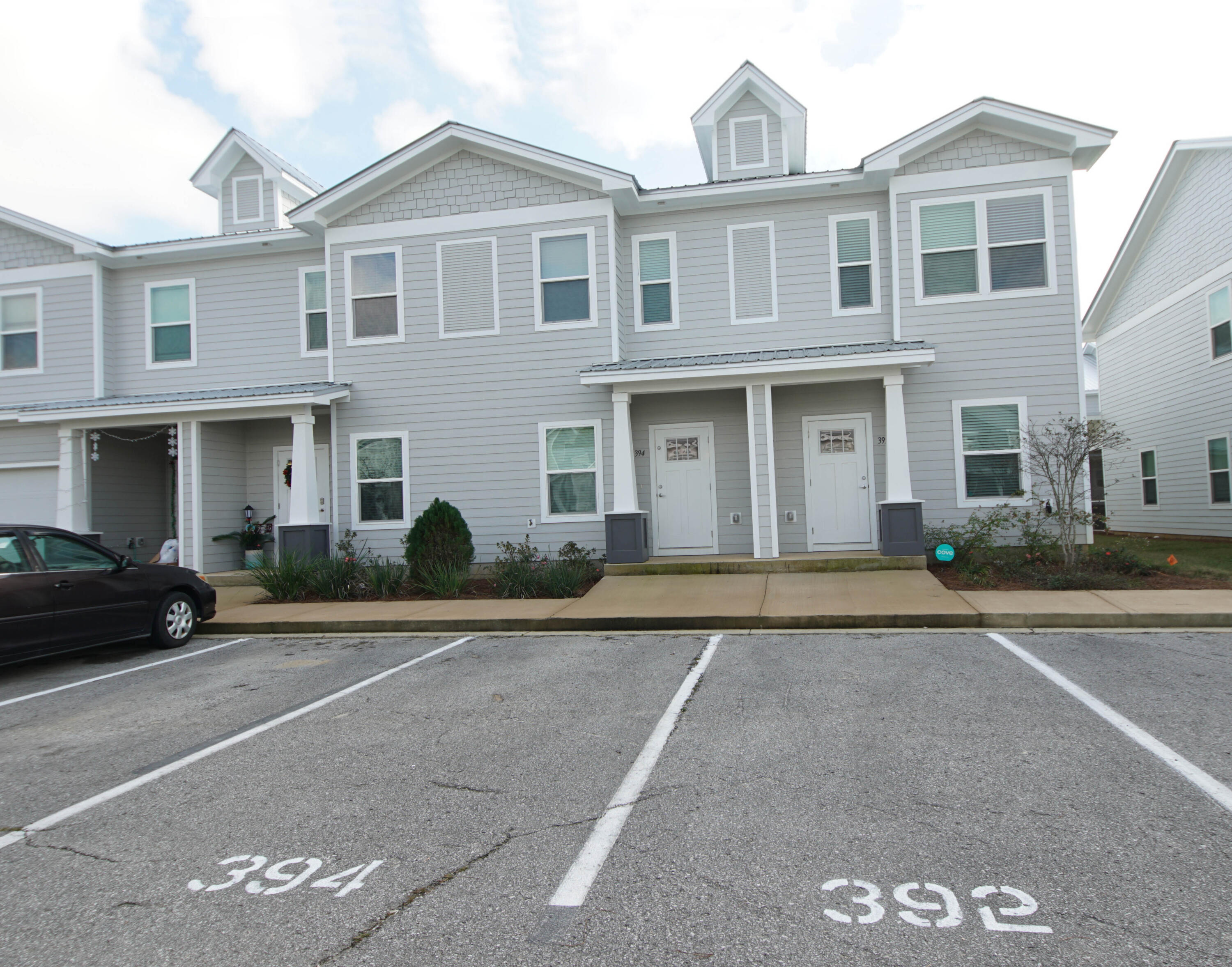 VERANDAS OF FREEPORT, THE - Residential Lease