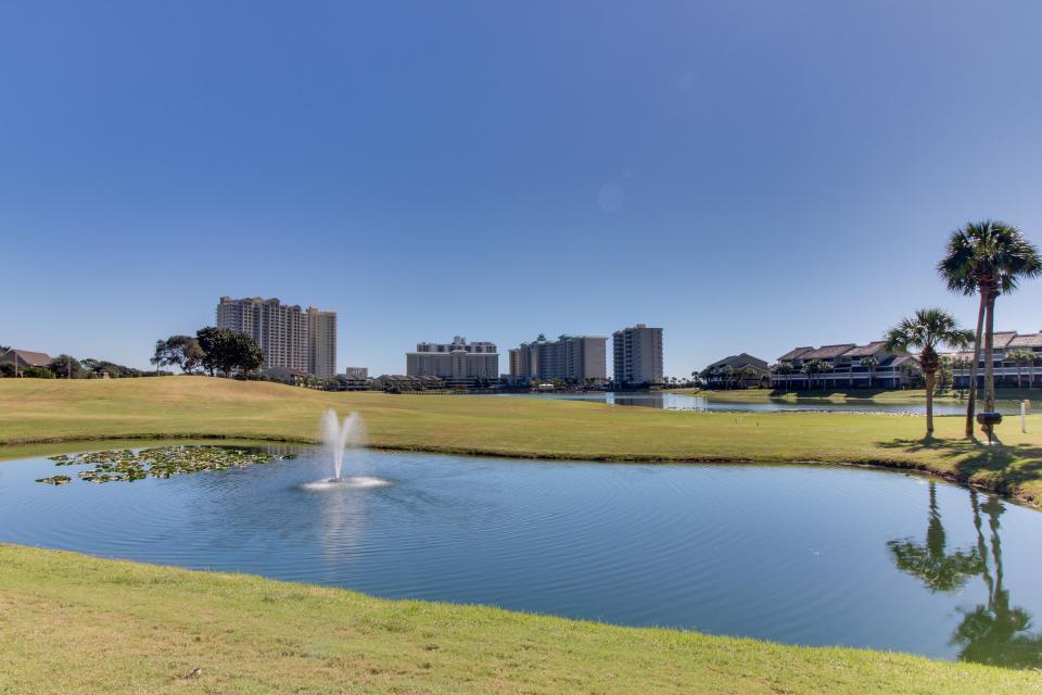 SEASCAPE CONDO GARDEN VILLA - Residential