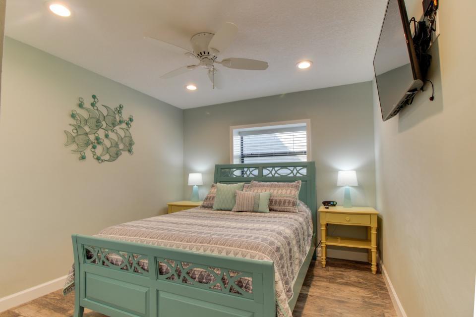 SEASCAPE CONDO GARDEN VILLA - Residential