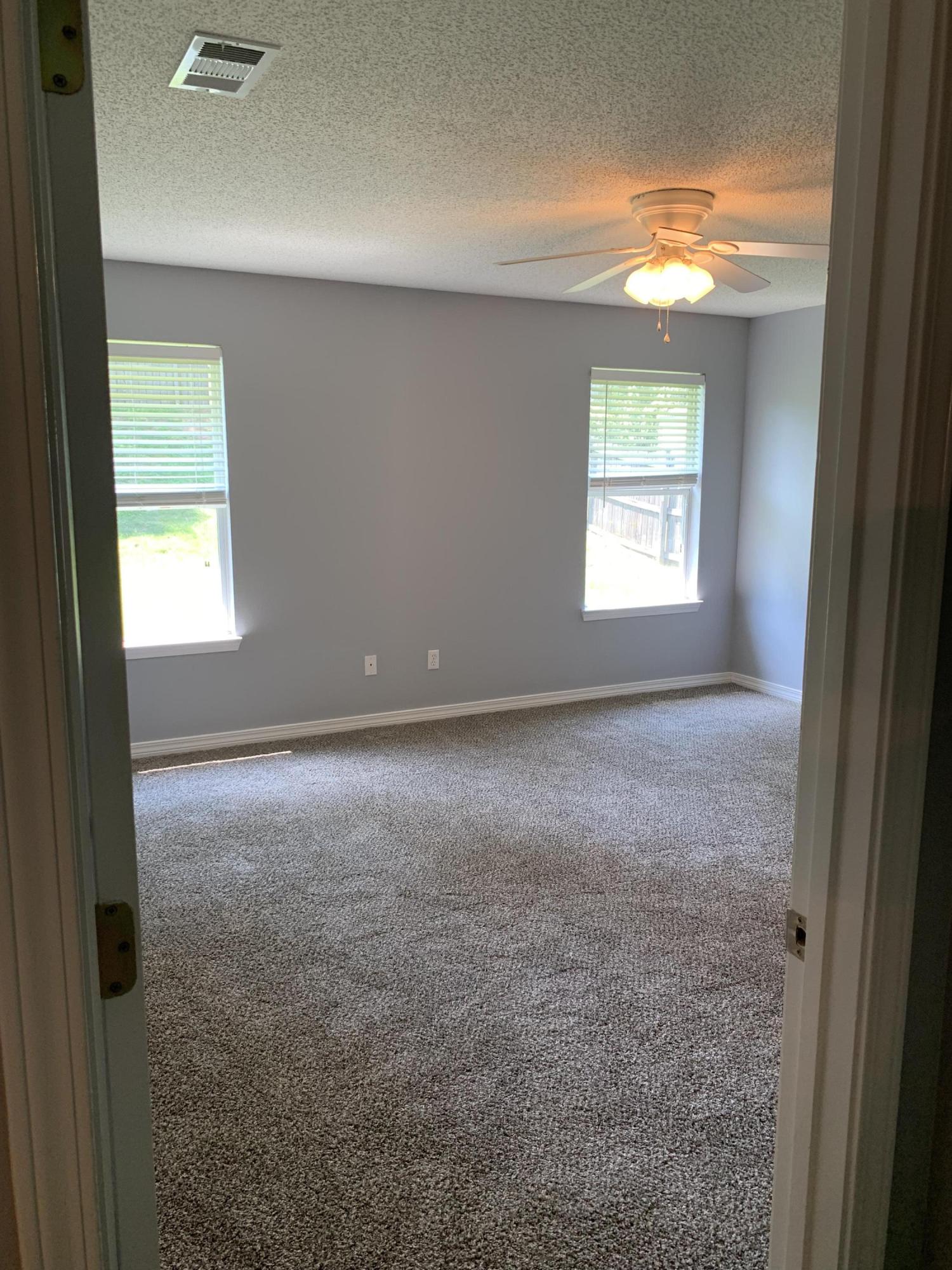 NORTHVIEW ESTATES 5TH ADDN - Residential Lease